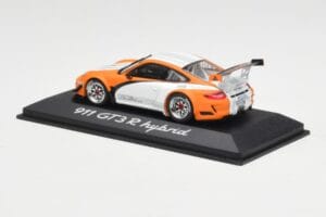 Porsche 911 GT3 R Hybrid 997.2 Presentation White Orange Minichamps 1:43 WAP0201170B Druckguss — Bild 3 von 4