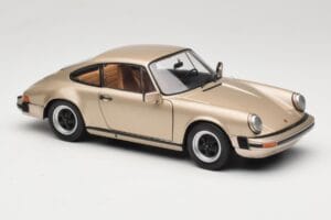 Porsche 911 Carrera 3.2 Bronze Solido 1:18 S1802602 Druckguss — Bild 6 von 8
