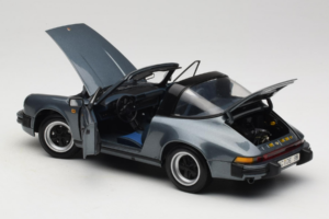 Porsche 911 SC Silber Minichamps 1:18 100063060 Druckguss — Bild 5 von 8