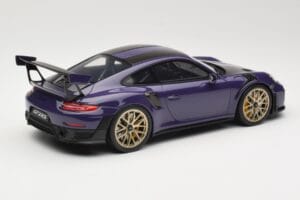 Porsche 911 GT2 RS 991.2 Ultraviolet GT Spirit 1:18 GT926 Resin — Bild 2 von 6