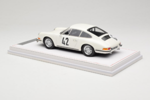 Porsche 911 S #42 R. Buchet / H. Linge Auguste Veuillet 24 Hours of Le Mans Class Winner 1967 IVY Merit 1:18 REMC006 Resin — Bild 5 von 6