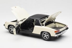 Porsche 914/6 Hellelfenbein AUTOart 1:18 77933 Druckguss — Bild 5 von 8