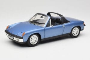 Porsche 914 Blau Revell 1:18 08975 Druckguss