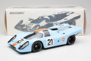 Porsche 917K Gulf #21 P. Rodriguez / L. Kinnunen J.W. Automotive Engineering 24 Hours of Le Mans 1970 Minichamps 1:12 1237066 — Bild 6 von 6