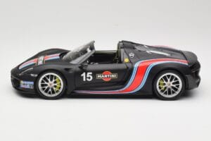Porsche 918 Spyder Weissach Package Matt Black With Martini Stripes Minichamps 1:18 110062445 Druckguss — Bild 4 von 8