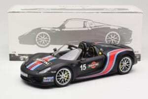 Porsche 918 Spyder Weissach Package Matt Black With Martini Stripes Minichamps 1:18 110062445 Druckguss — Bild 8 von 8