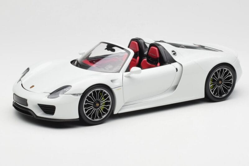Porsche 918 Spyder Weiß Minichamps 1:18 110062436 Druckguss