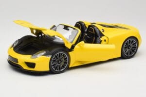 Porsche 918 Spyder Gelb Minichamps 1:18 110062434 Druckguss — Bild 2 von 8