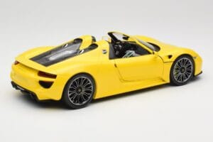 Porsche 918 Spyder Gelb Minichamps 1:18 110062434 Druckguss — Bild 3 von 8