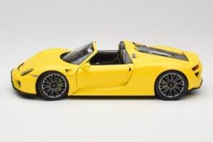 Porsche 918 Spyder Gelb Minichamps 1:18 110062434 Druckguss — Bild 4 von 8