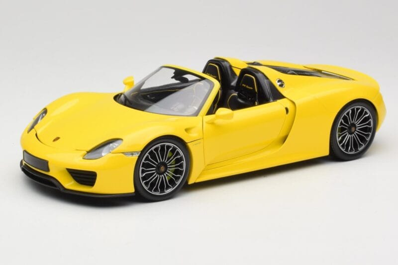 Porsche 918 Spyder Gelb Minichamps 1:18 110062434 Druckguss