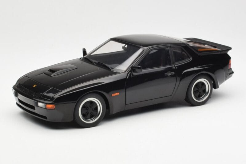 Porsche 924 Carrera GT Schwarz AUTOart 1:18 78001 Druckguss