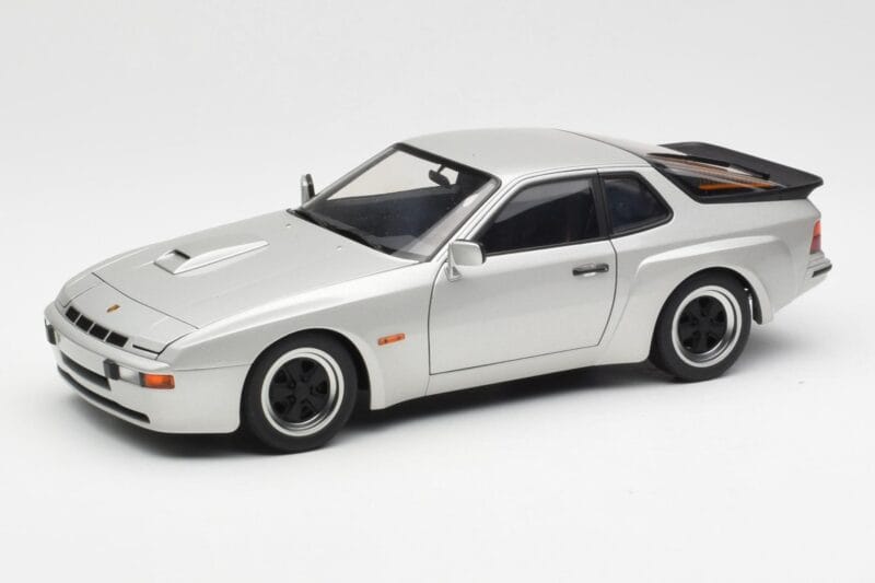 Porsche 924 Carrera GT Diamond Silber AUTOart 1:18 78002 Druckguss