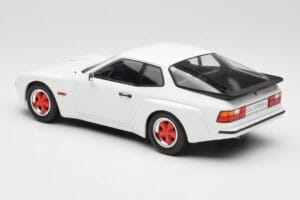 Porsche 924 Carrera GT Weiß & Rote Felgen MCG 1:18 MCG18303 Druckguss — Bild 5 von 6