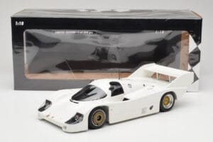 Porsche 956K Plain Body 1982 Minichamps 1:18 155826600 Druckguss — Bild 6 von 6