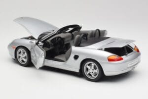 Porsche Boxster 986 Cabriolet Arctic Silber Metallic UT Models 1:18 27852 Druckguss — Bild 5 von 8