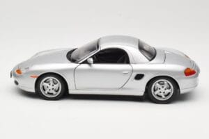 Porsche Boxster 986 Hard Top Silber UT Models 1:18 27854 Druckguss — Bild 4 von 8