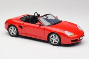 Porsche Boxster S 986 Guards Rot UT Models 1:18 27861-M1 Druckguss — Bild 6 von 8