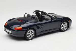 Porsche Boxster 986 S Night Blue UT Models 1:18 WAP021006-R1 Druckguss — Bild 3 von 8