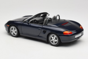 Porsche Boxster 986 S Night Blue UT Models 1:18 WAP021006-R1 Druckguss — Bild 7 von 8