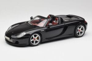 Porsche Carrera GT Schwarz Maisto 1:18 36665 Druckguss
