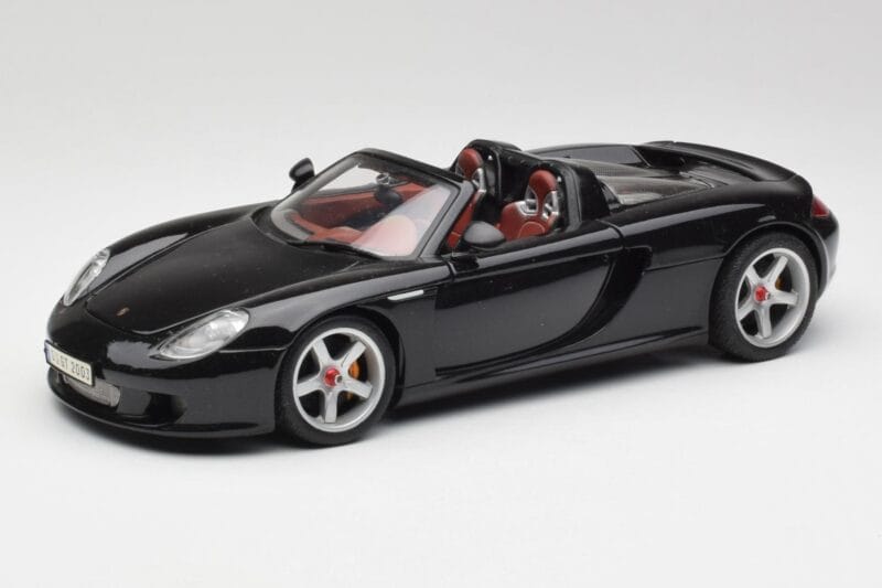 Porsche Carrera GT Schwarz Maisto 1:18 36665 Druckguss