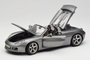 Porsche Carrera GT Grau Metallic Maisto 1:18 36622-R1 Druckguss — Bild 2 von 8
