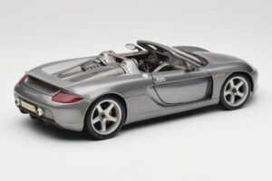 Porsche Carrera GT Grau Metallic Maisto 1:18 36622-R1 Druckguss — Bild 3 von 8