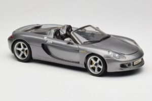 Porsche Carrera GT Grau Metallic Maisto 1:18 36622-R1 Druckguss — Bild 6 von 8