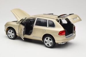 Porsche Cayenne S 955 Beige Maisto 1:18 WAPC2100213 Druckguss — Bild 5 von 8