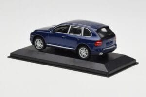 Porsche Cayenne S Blau Minichamps 1:43 WAP02061217 Druckguss — Bild 3 von 4