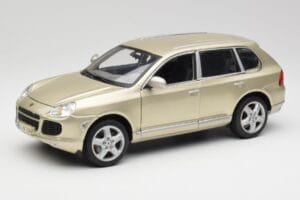 Porsche Cayenne Turbo 955 Beige Maisto 1:18 WAP02100113 Druckguss