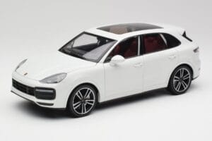 Porsche Cayenne 9YA Turbo Weiß Metallic Minichamps 1:18 155042560 Druckguss