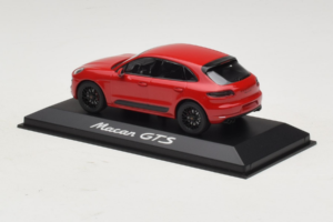 Porsche Macan 95B GTS Rot Minichamps 1:43 WAP0206030G Druckguss — Bild 3 von 5