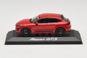 Porsche Macan 95B GTS Rot Minichamps 1:43 WAP0206030G Druckguss