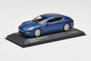 Porsche Panamera 970 4S Blue Metallic Minichamps 1:43 WAP0200419 Druckguss — Bild 2 von 3