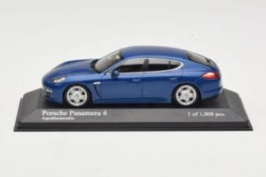 Porsche Panamera 970 4S Blue Metallic Minichamps 1:43 WAP0200419 Druckguss