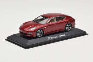Porsche Panamera 970 Red Metallic Minichamps 1:43 WAP0200119 Druckguss — Bild 2 von 4