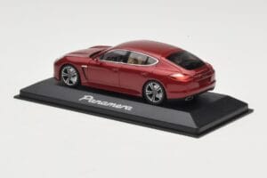 Porsche Panamera 970 Red Metallic Minichamps 1:43 WAP0200119 Druckguss — Bild 3 von 4