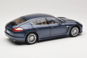 Porsche Panamera 970 S Blau Minichamps 1:18 WAP02100119 Druckguss — Bild 3 von 8