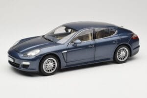 Porsche Panamera 970 S Blau Minichamps 1:18 WAP02100119 Druckguss