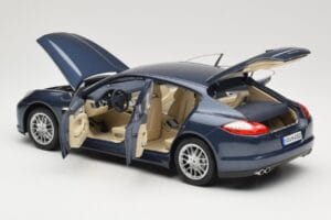 Porsche Panamera 970 S Blau Minichamps 1:18 WAP02100119 Druckguss — Bild 5 von 8