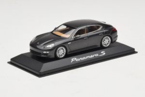 Porsche Panamera 970 S Grey Metallic Minichamps 1:43 WAP02000219 Druckguss — Bild 2 von 4