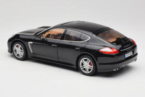 Porsche Panamera 970 Turbo Basalt Black Norev 1:18 WAP02100319 Druckguss — Bild 7 von 8