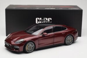 Porsche Panamera 971 Turbo S Rot Metallic Minichamps 1:18 113061077 Druckguss — Bild 8 von 8