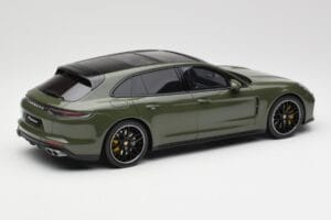Porsche Panamera Turbo S 971 Sport Turismo Grün GT Spirit 1:18 GT447 Resin — Bild 2 von 6
