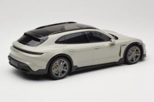 Porsche Taycan Cross Turismo Turbo S Chalk Grey Minichamps 1:18 155069302 Druckguss — Bild 2 von 6