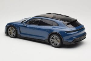 Porsche Taycan J1 Turbo S Cross Turismo Blau Minichamps 1:18 155069301 Druckguss — Bild 5 von 6