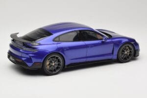 Porsche Taycan J1 Turbo GT Purple Sky Metallic GT Spirit 1:18 GT520 Resin — Bild 2 von 6