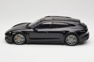 Porsche Taycan J1 Turbo S Cross Turismo Schwarz Minichamps 1:18 155069300 Druckguss — Bild 3 von 6